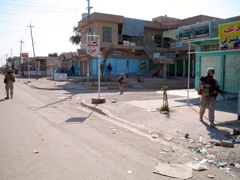image004